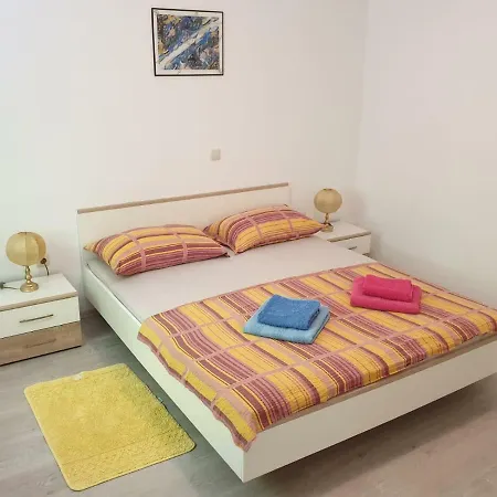 Slavica Apartmán Rab Town