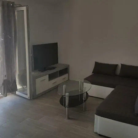 Apartment Slavica *