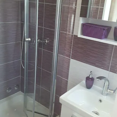 Slavica Apartment Rab Town