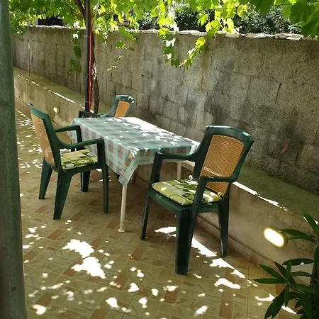 Apartment Slavica Rab Town